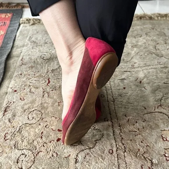 Sigerson Morrison crimson suede flats. - Picture 4 of 6